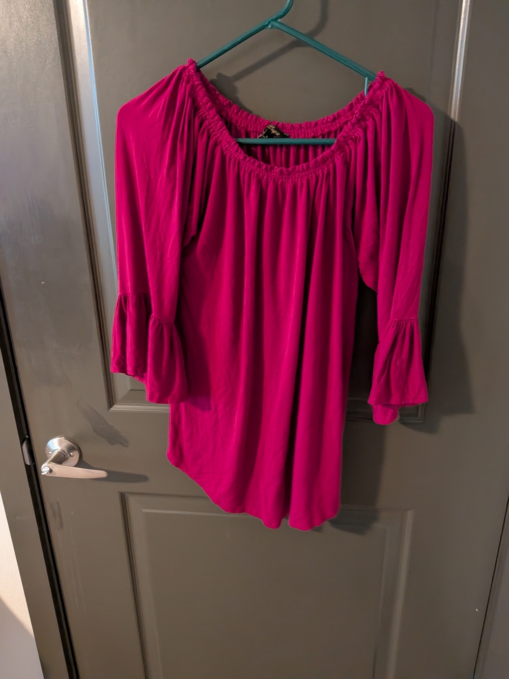Cupio Off-Shoulder Bell Sleeve
